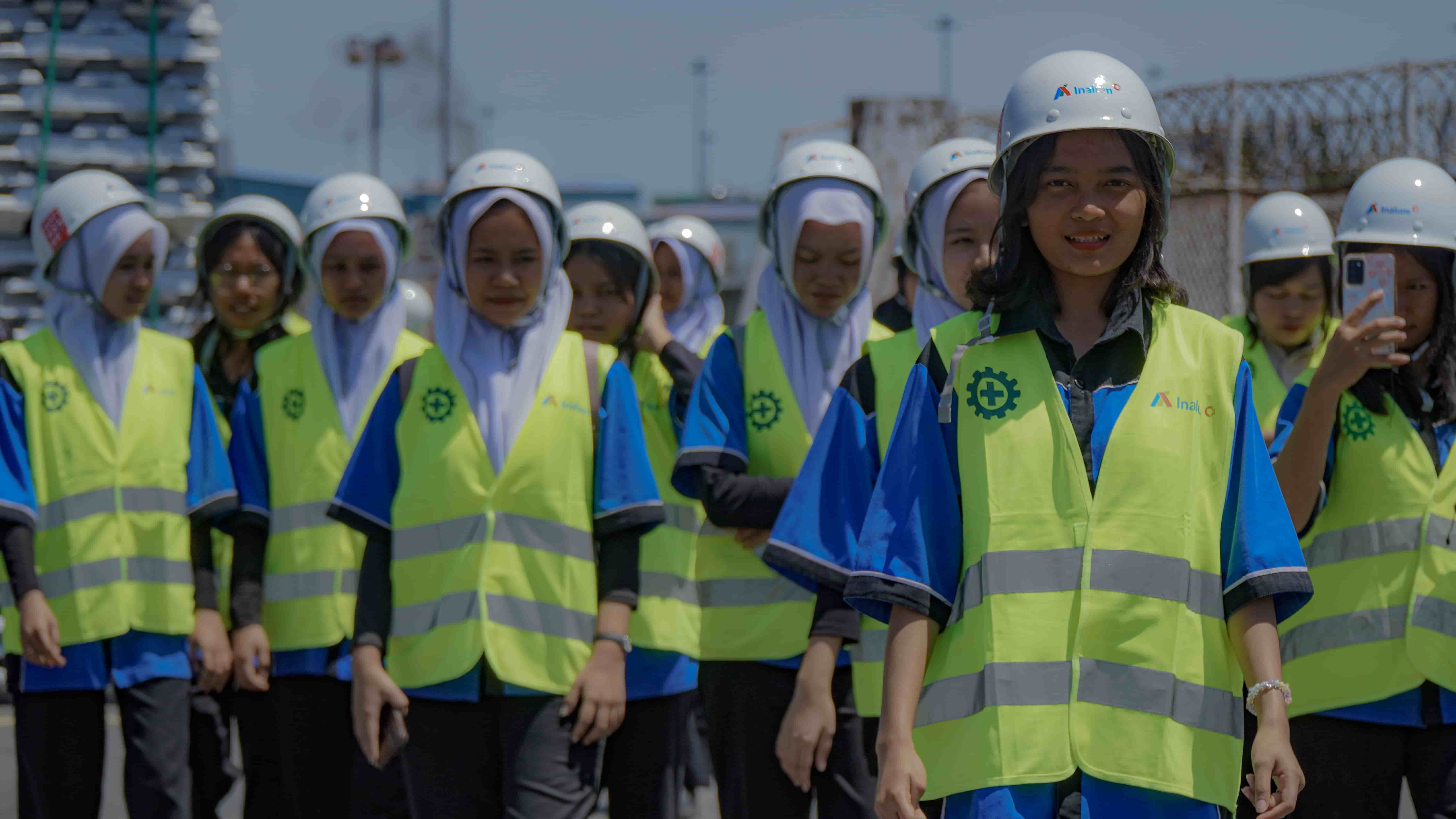Menyatu dengan Industri: Siswa SMK Negeri 1 Air Putih Belajar Langsung di PT INALUM